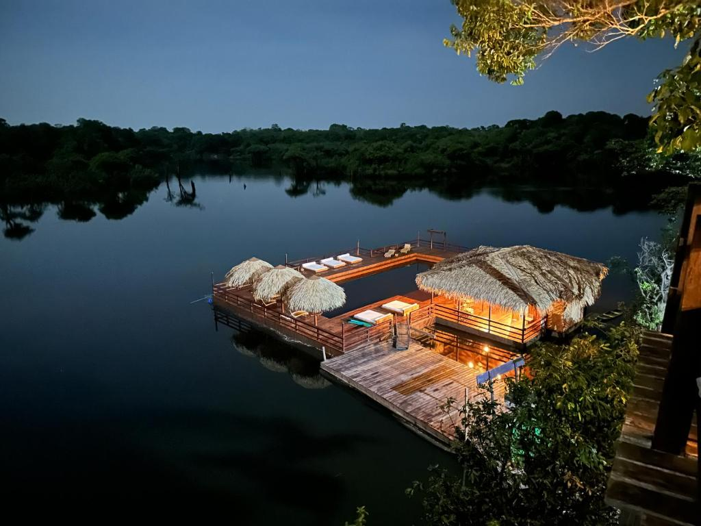 Amazon Jungle Lodges